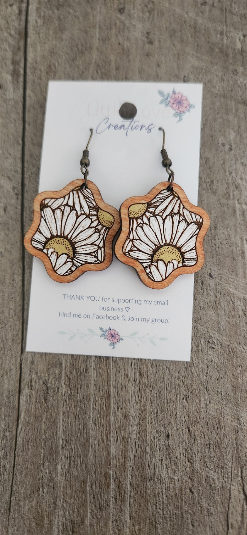 Wood Boho Daisy Dangle Earring