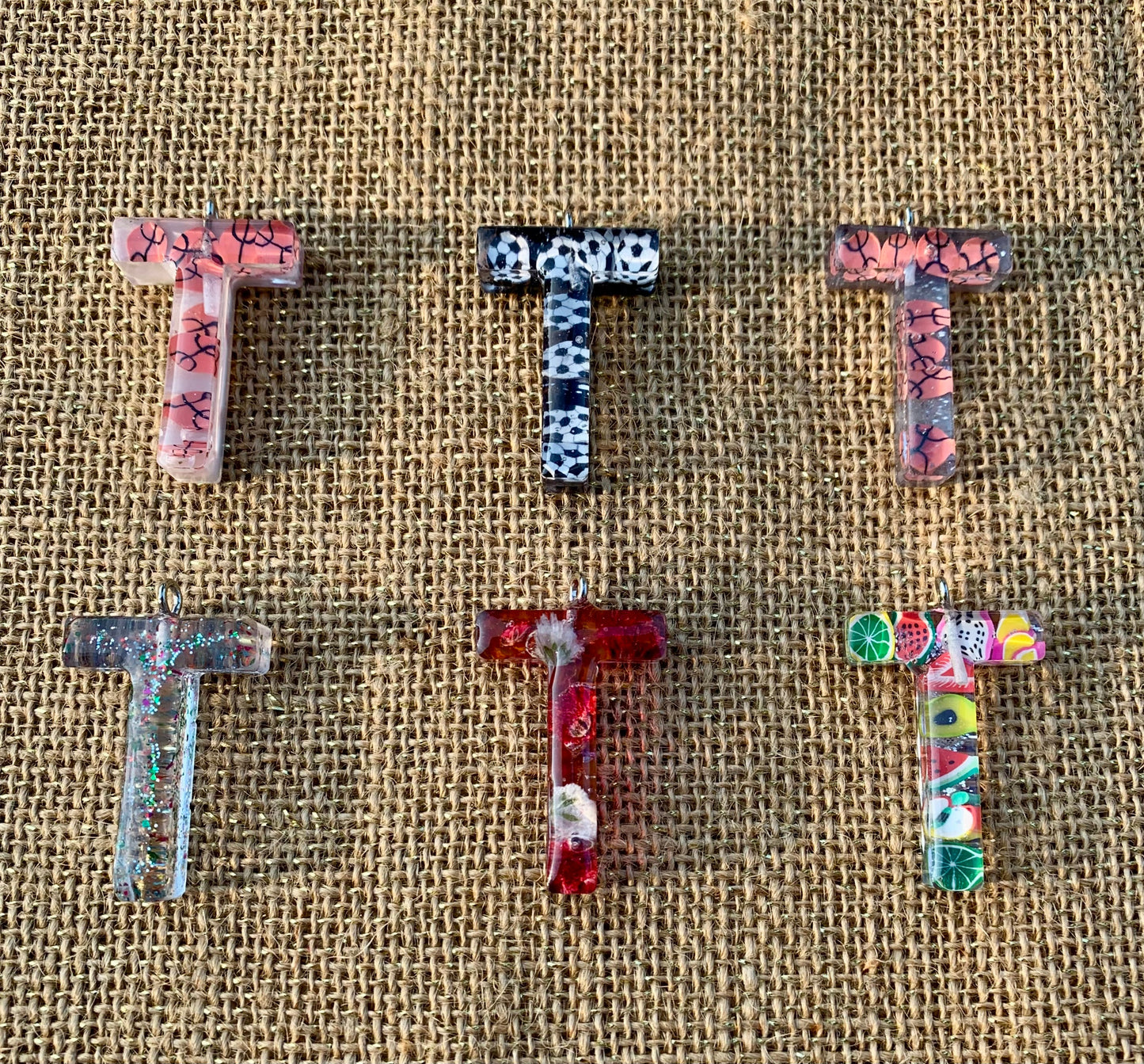 017 - Resin Letter "T" Charms for Keychains