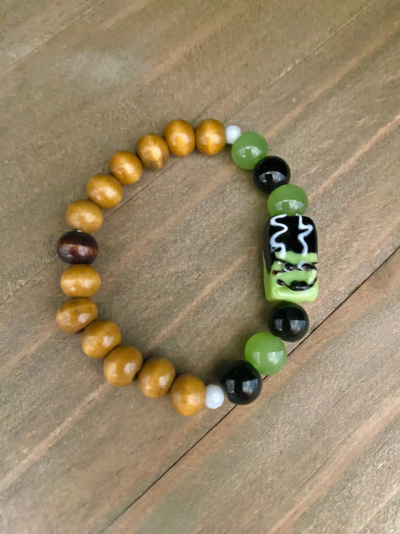 Kids stretch bracelet