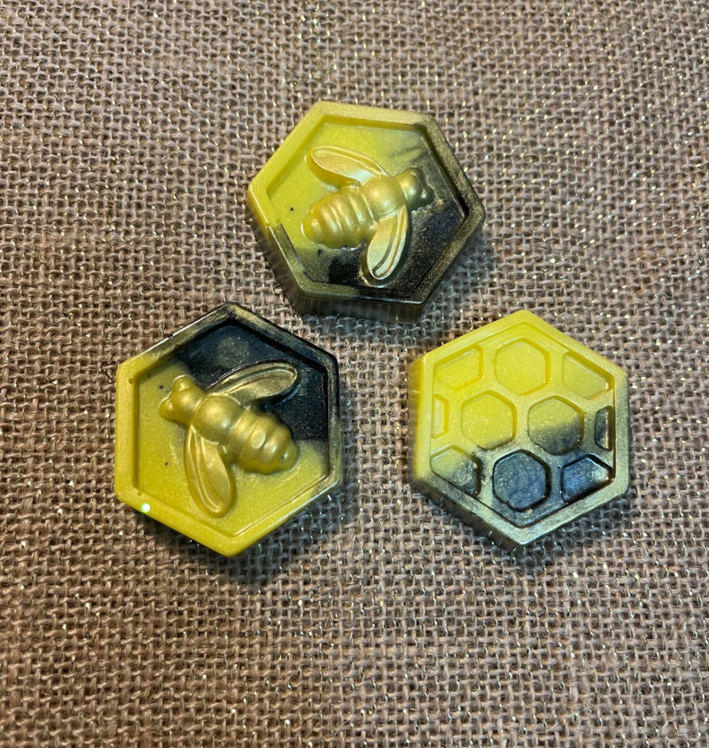 017 - Bee Happy Magnet