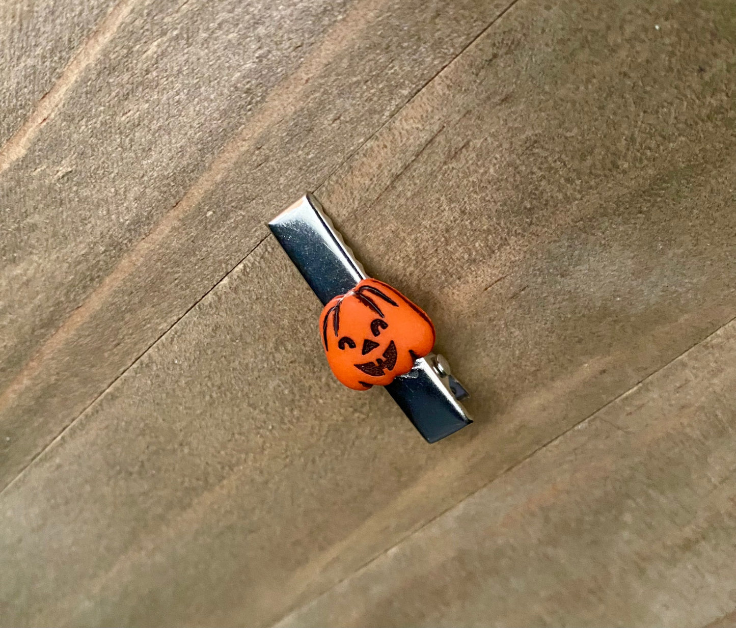 042 - Kids pumpkin hair clip