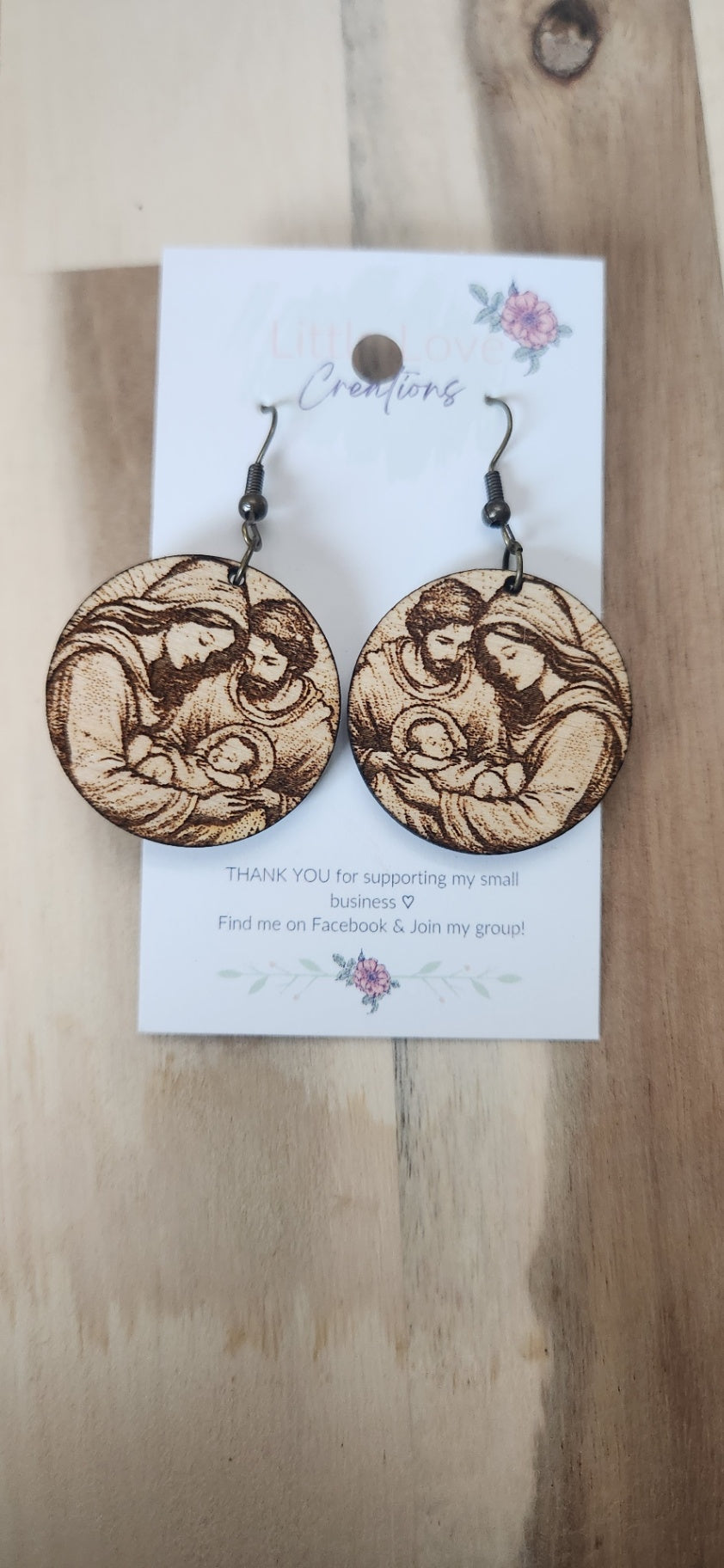 Nativity Circle Dangle