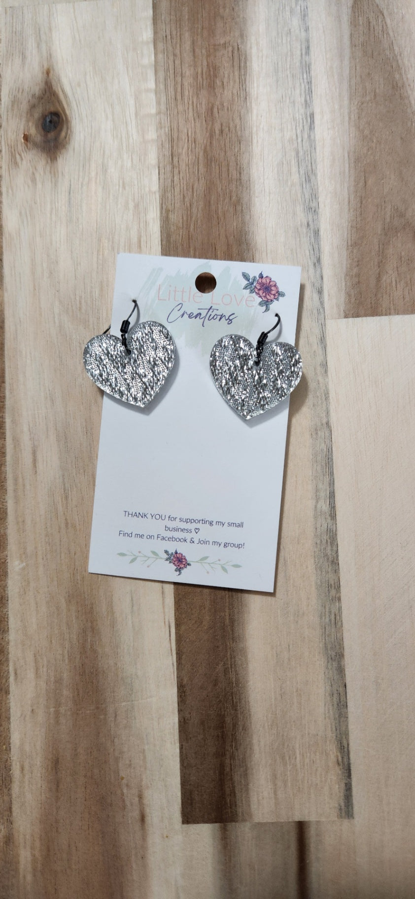 011 - Silver Acrylic Heart Dangle Earrings