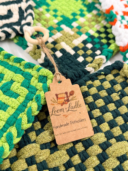 051 - Leprechaun Knotwork Loom Woven Potholder