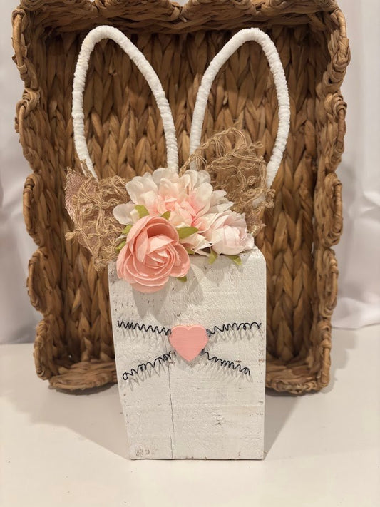 047 - Easter Bunny Blocks Shelf Sitters Decor