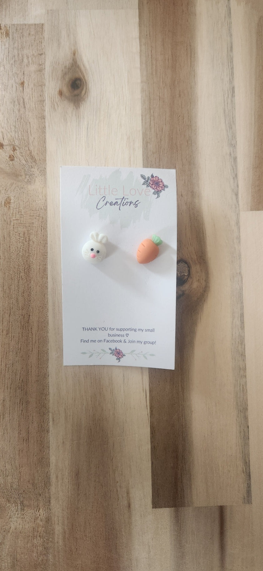 011 - Bunny and Carrot Cabochon Stud Earrings