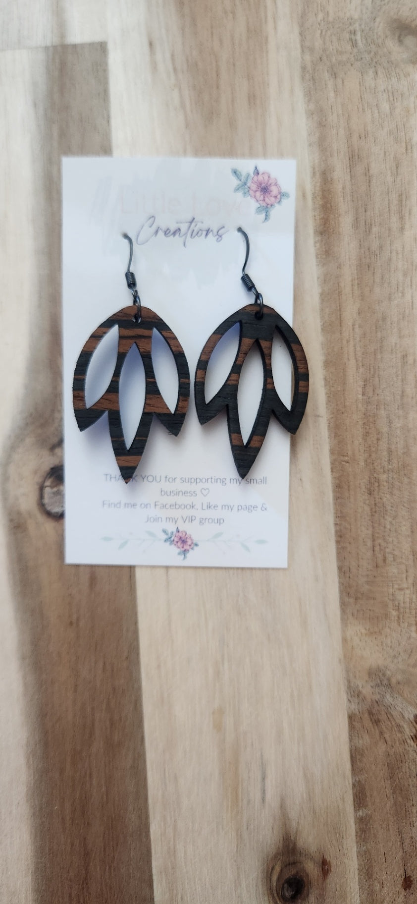 011 - Leaf Shaped Dangle Earrings