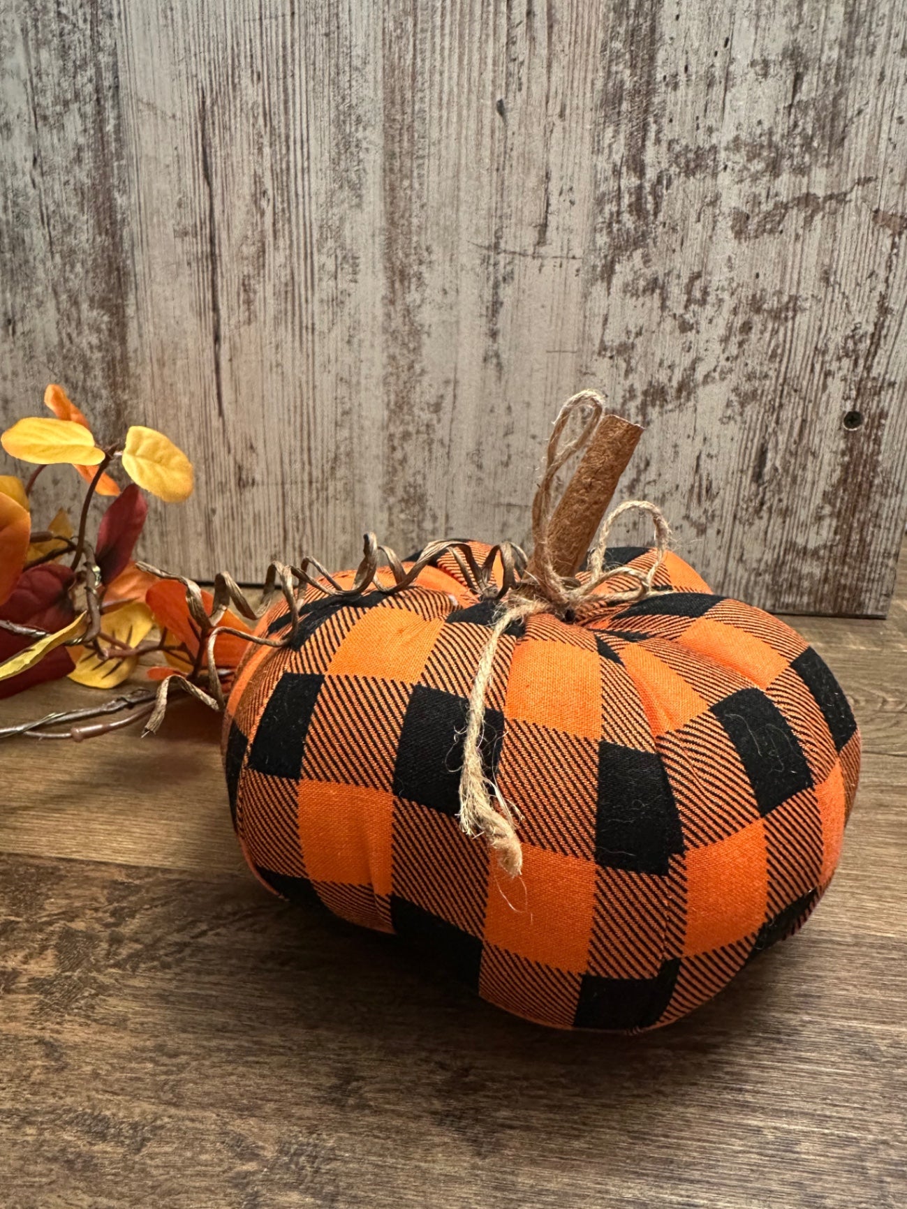 08 - Quilted Pumpkin | Orange/Black Plaid (Med)