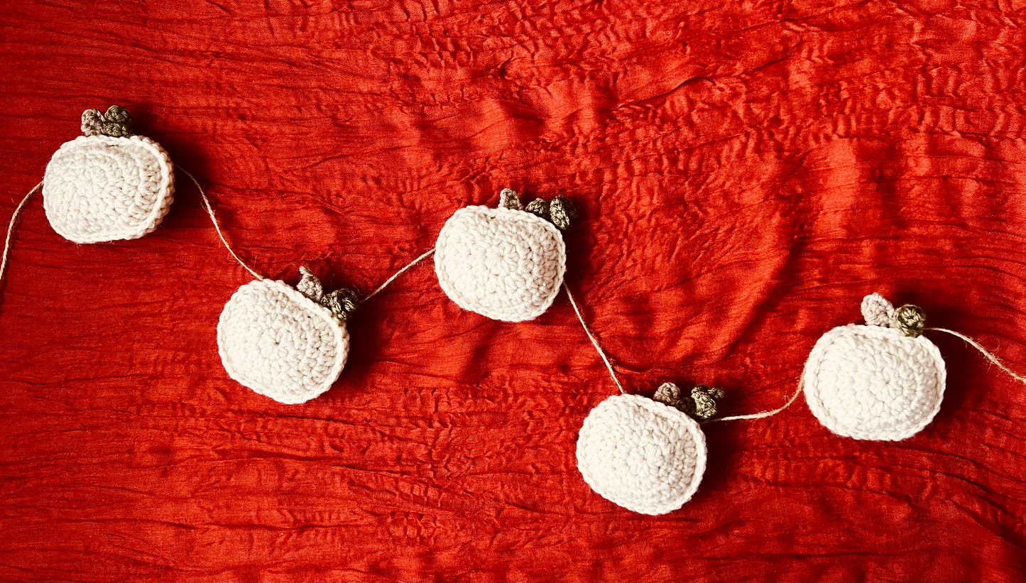 Crochet Off White Pumpkin Garland