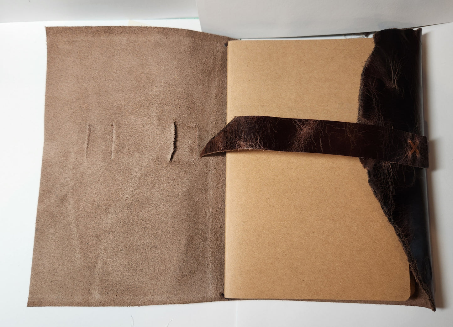 Brown Gloss Leather Traveler’s Journal