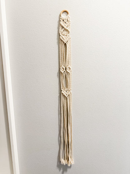 "Topper" Macrame Hat Wall Hanger