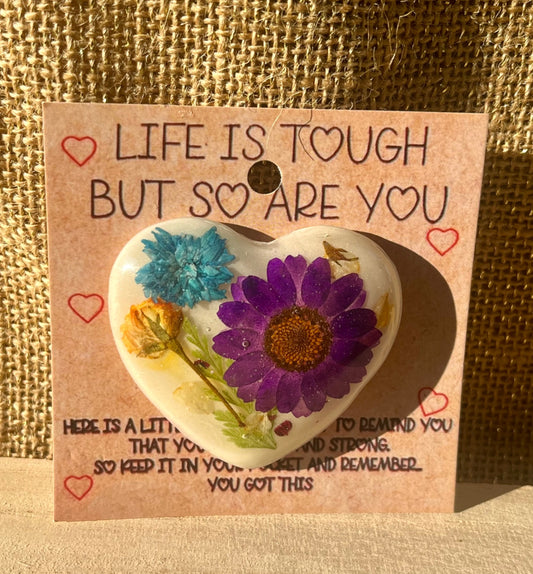 Little Bloom Floral Heart Resin Pocket Hug 