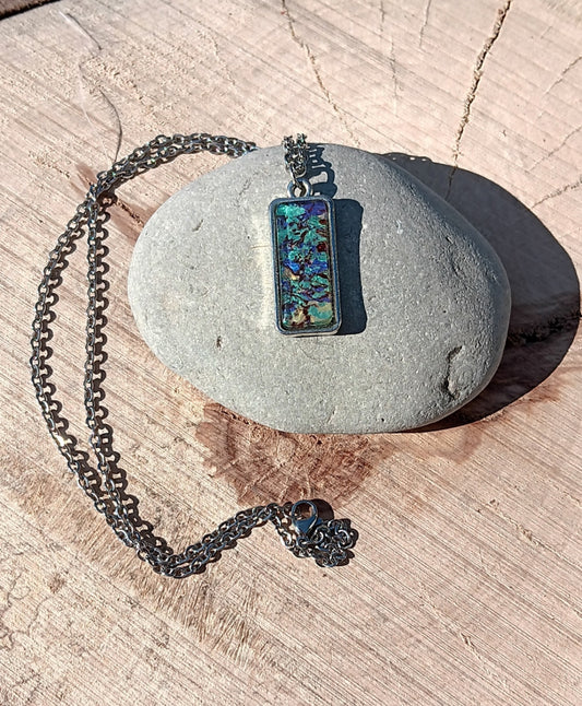 Ocean Glint Bar Pendant Necklace