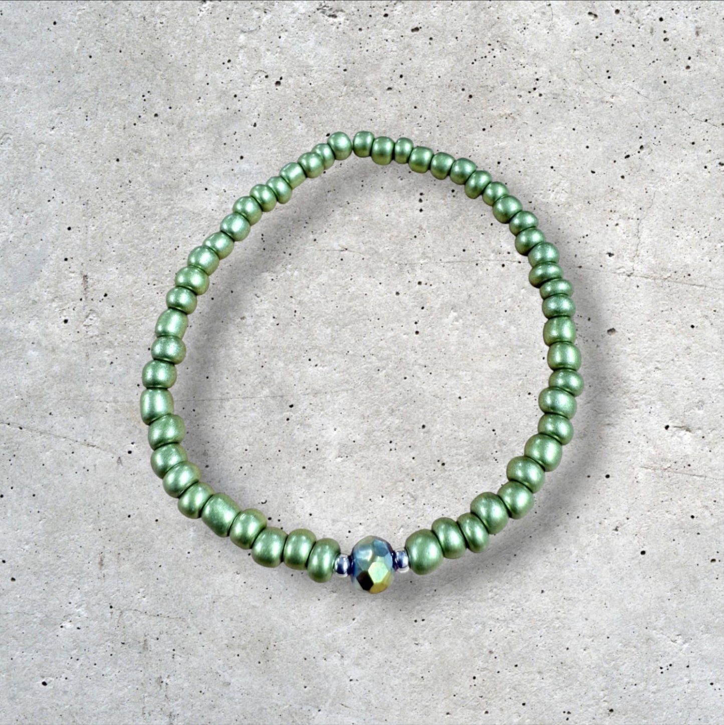 Metallic Green Seed Bead Bracelet