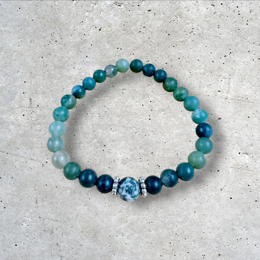 Blue Green Beaded Bracelet with Marbled Accent 
