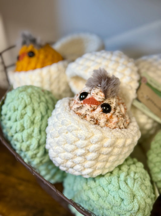 Crochet Chick in Egg – Peekaboo Cuddles