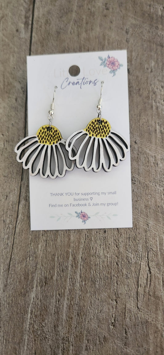 Wood Daisy Shaped Dangle Earring