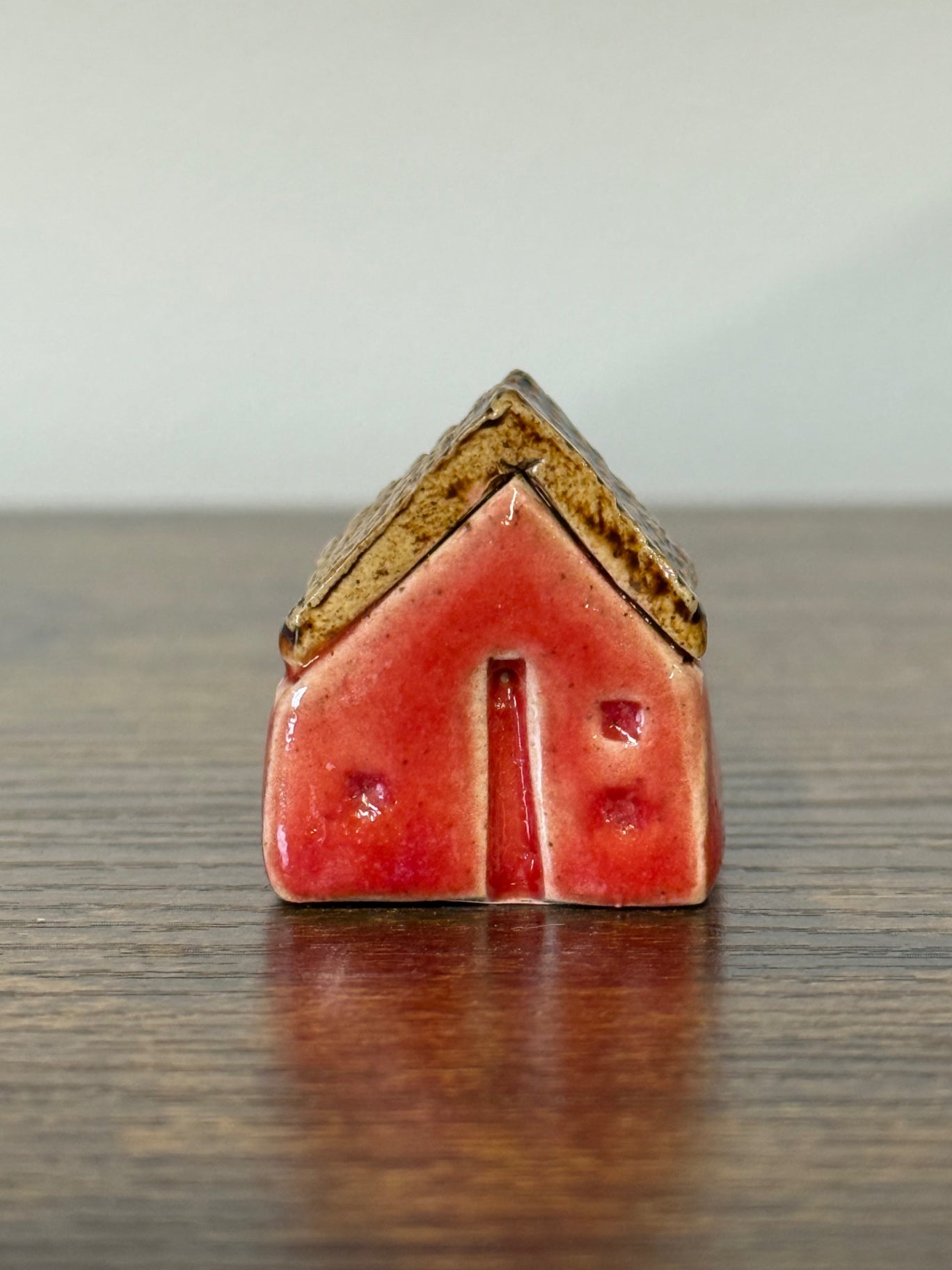 024 - Miniature Ceramic Houses