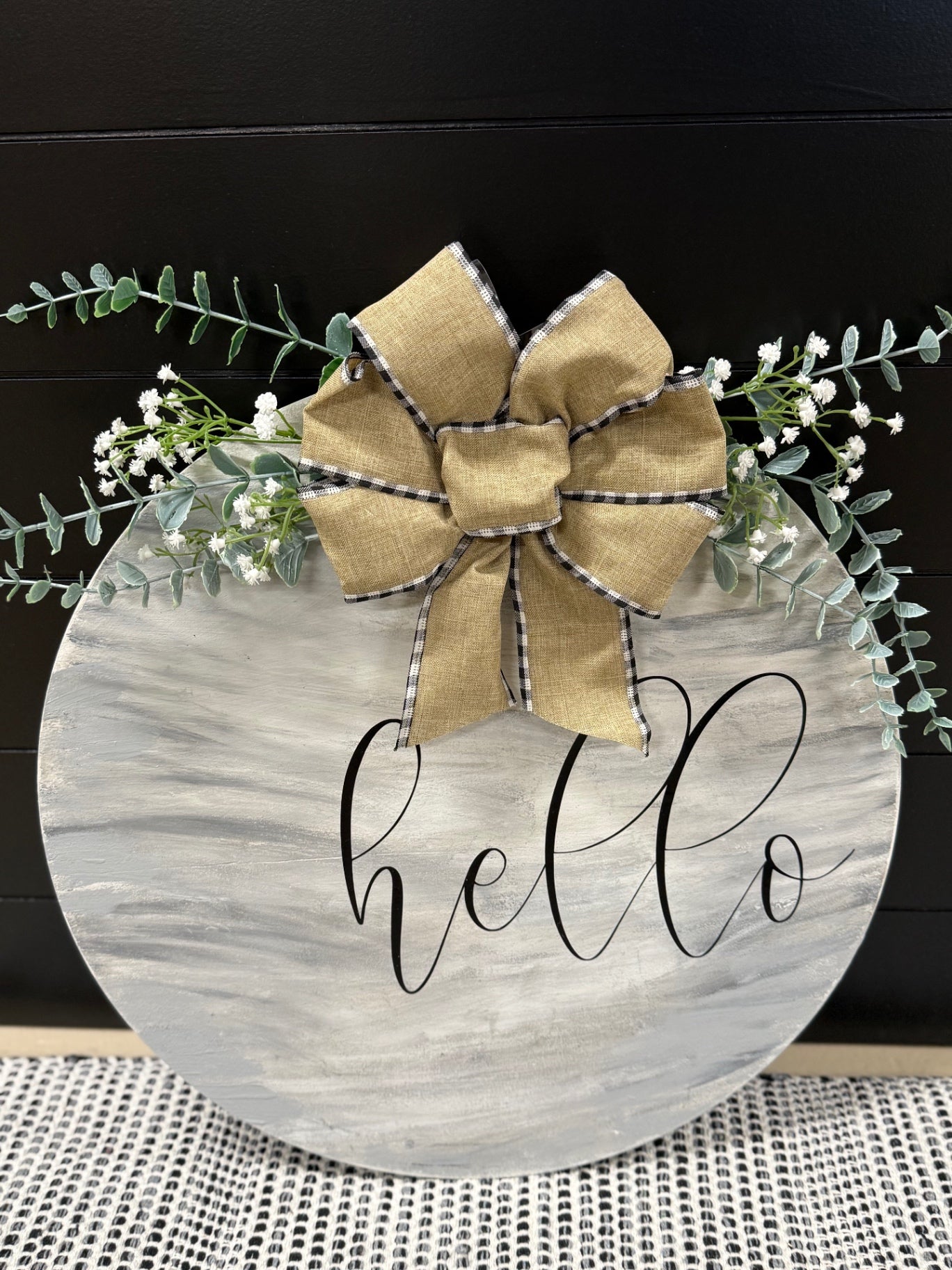 016 - Gray Hello Round Door Sign