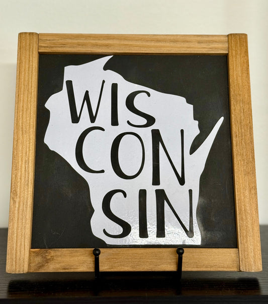 016 - Wisconsin Square Sign