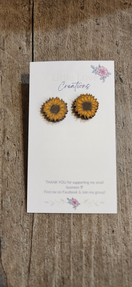 Wood Sunflower Stud Earring 