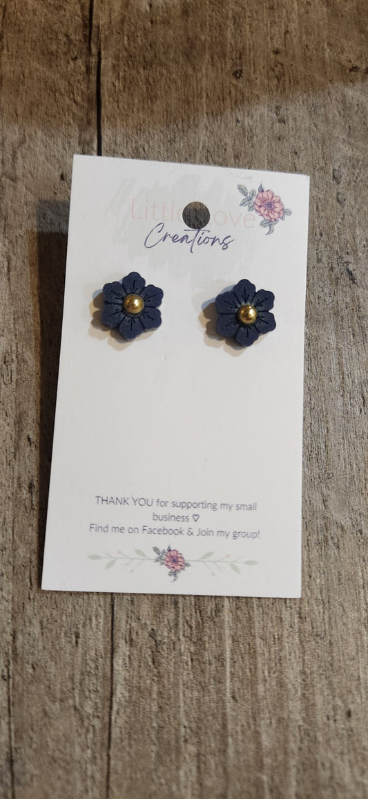 Acrylic Navy Blue flower stud 