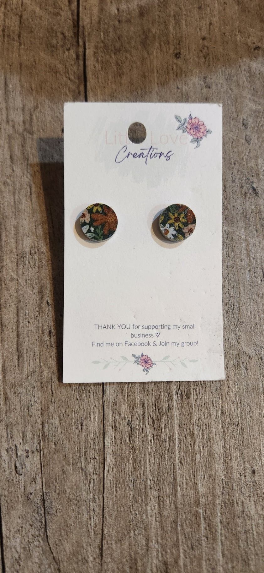 Acrylic floral 12mm stud earring 