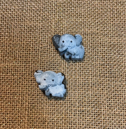 Tiny Trunk Resin Magnet