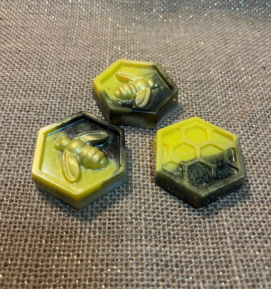 017 - Bee Happy Magnet