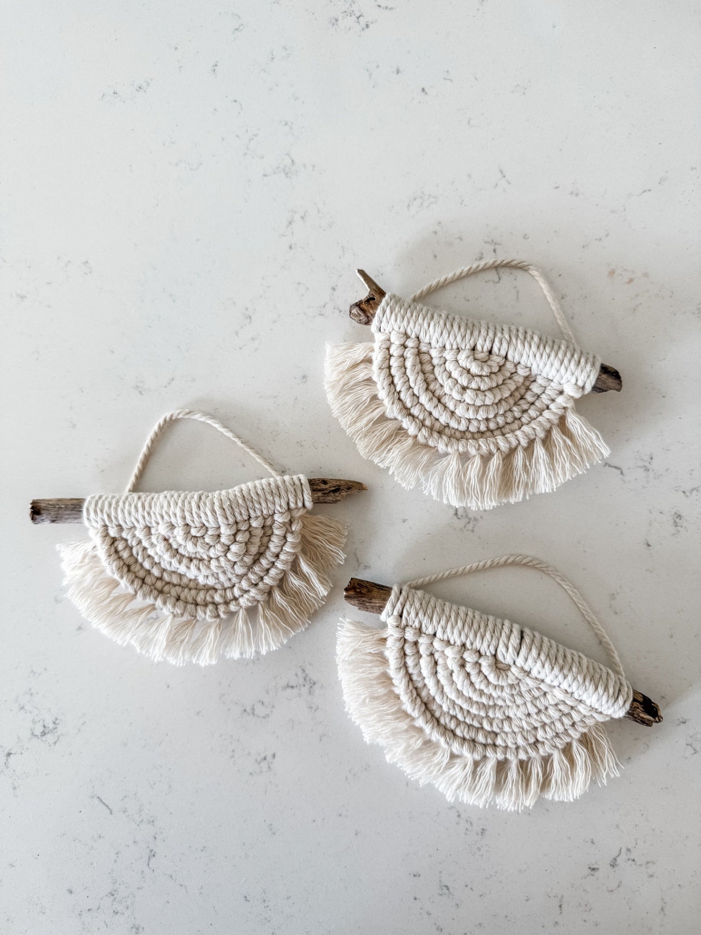 "Luna" Macrame Decor/Hanger