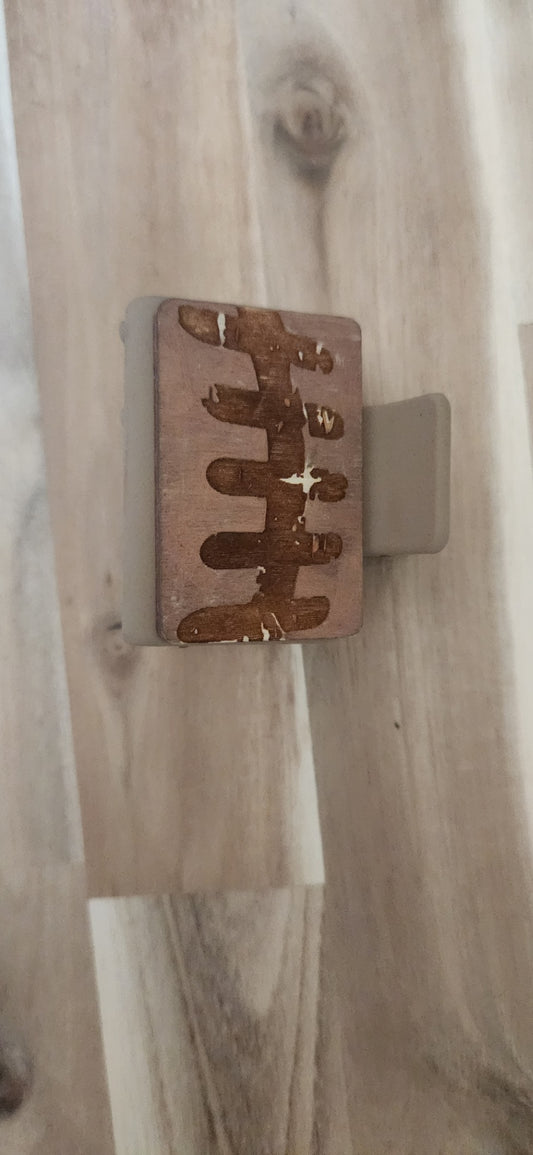 Football theme claw clip