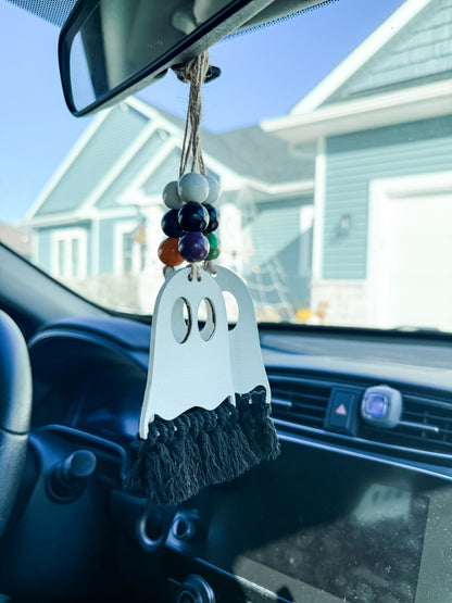 Macrame & Wooden Ghost Hanger (Wooden Beads)