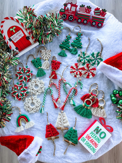 Macrame Snowflake Ornament (Red/Green/White)