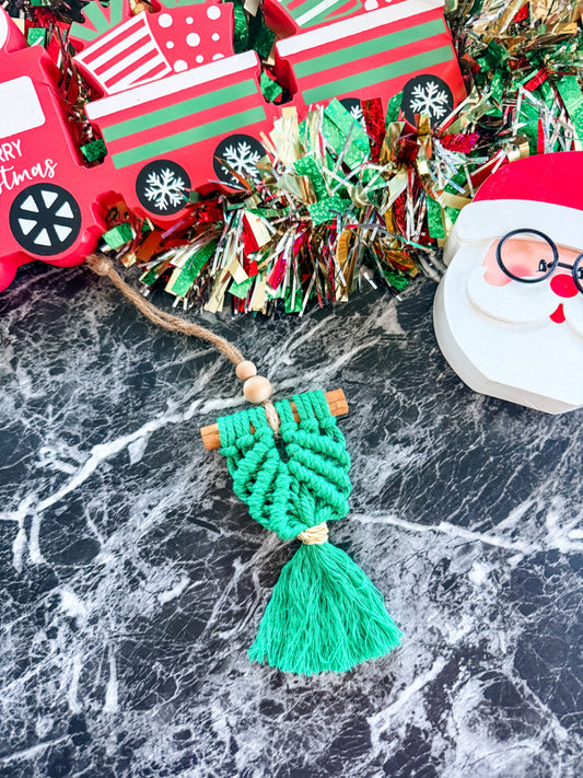 Macrame Harp Ornament (Green)