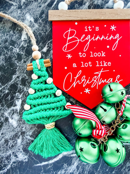 Macrame Christmas Tree Ornament (Green)