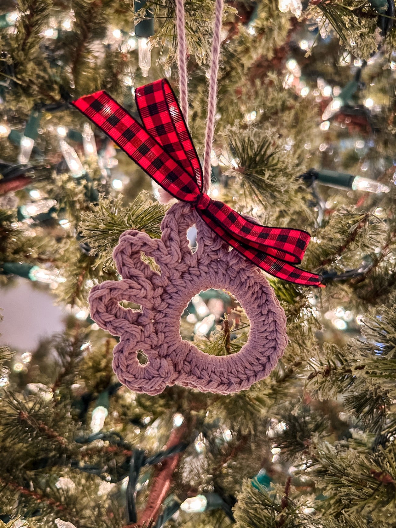 Crochet Paw Print Ornament 
