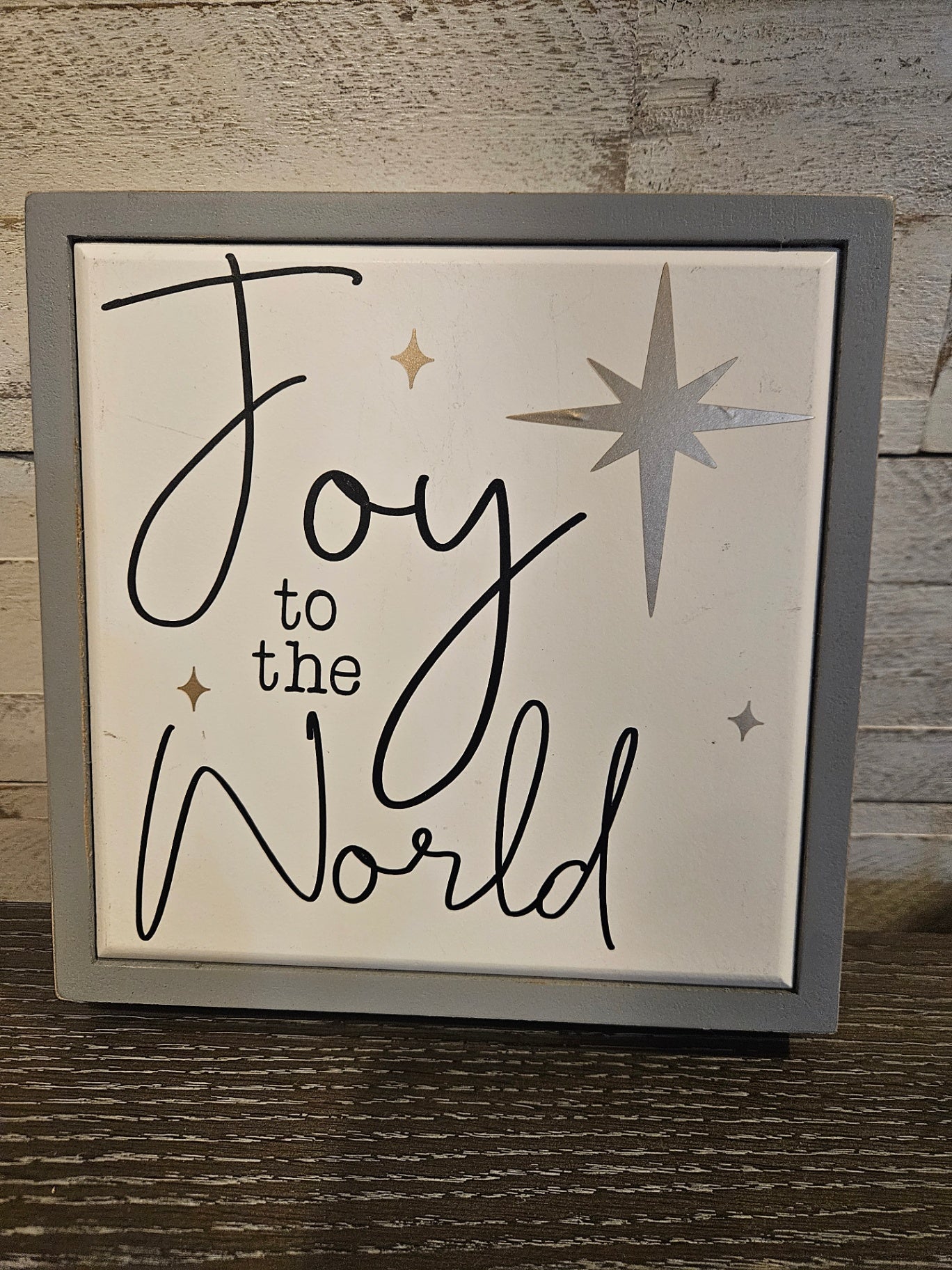 Joy to to the World sign