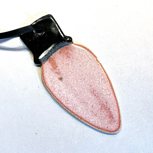 Light bulb ornament - Pink
