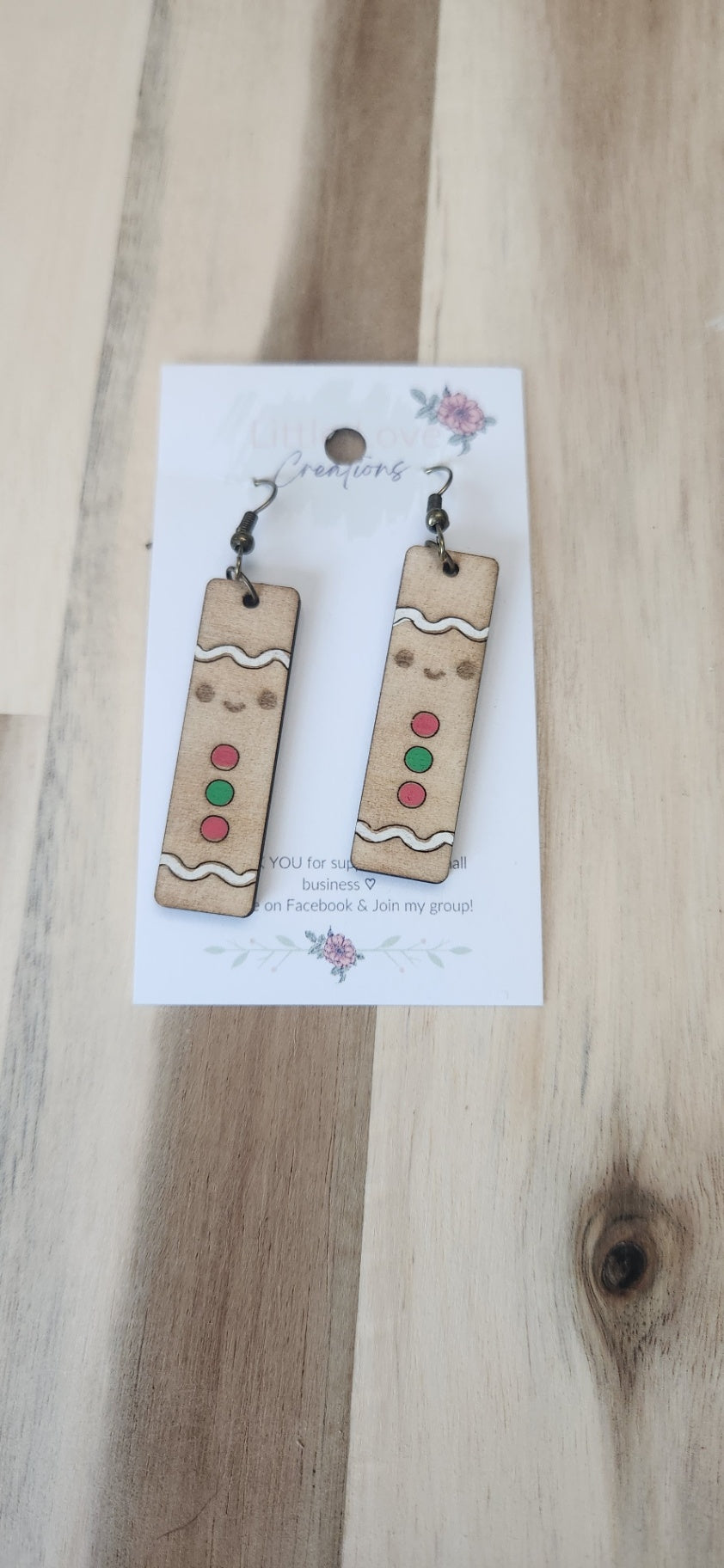 Gingerbread bar dangles