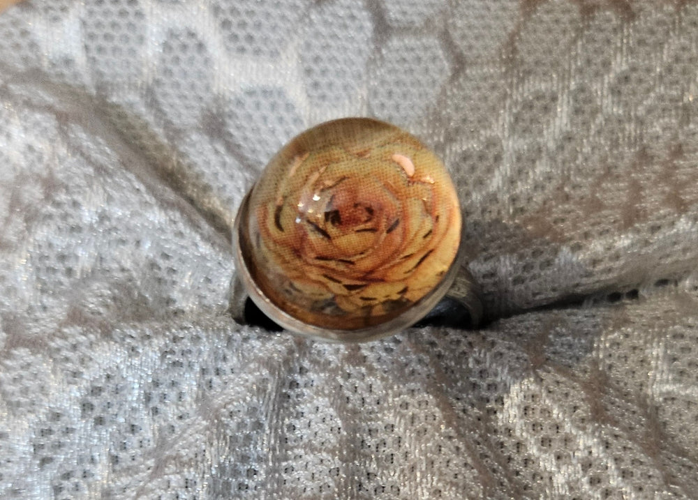 025 -Antiqued Pink Rose Cabochon Ring