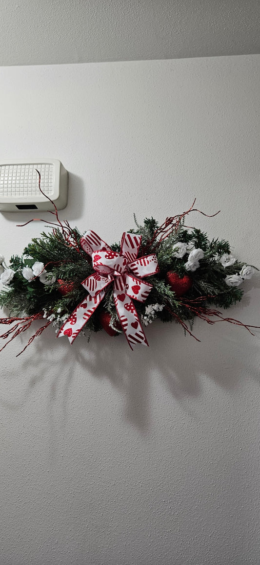 054 - Valentine's Horizontal Floral Swag  