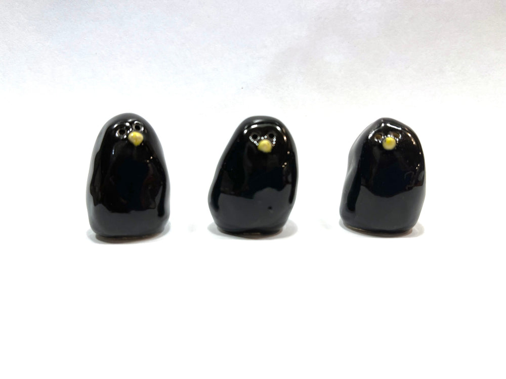 024 - Ceramic Blackbird Figurine