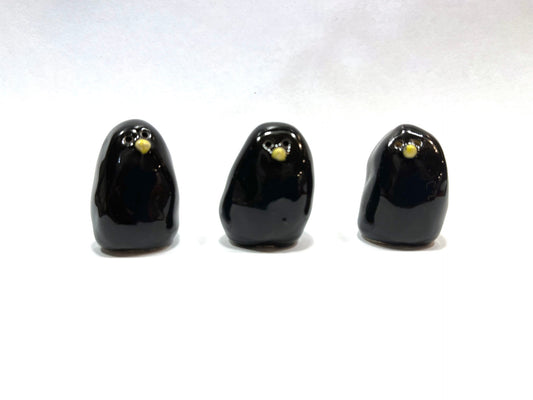 024 - Ceramic Blackbird Figurine