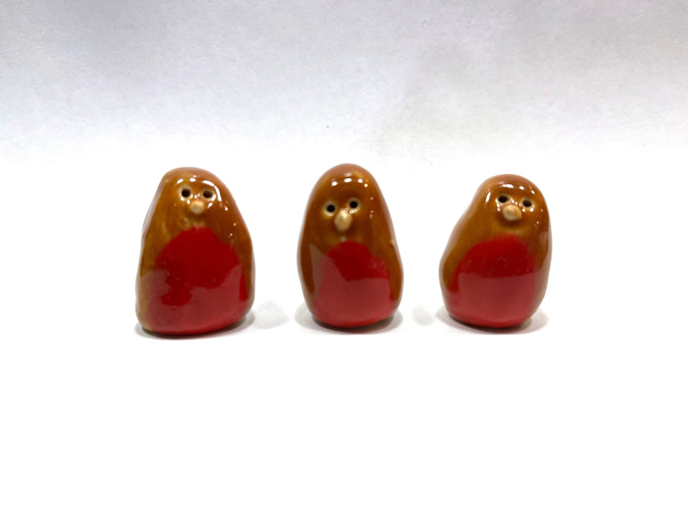 024 - Ceramic Robin Figurine