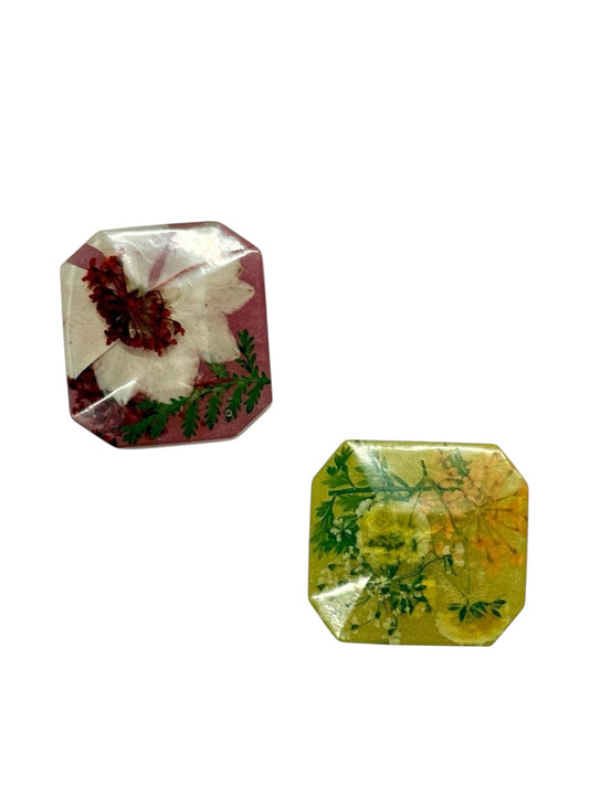 017 - Floral Square Resin Magnet