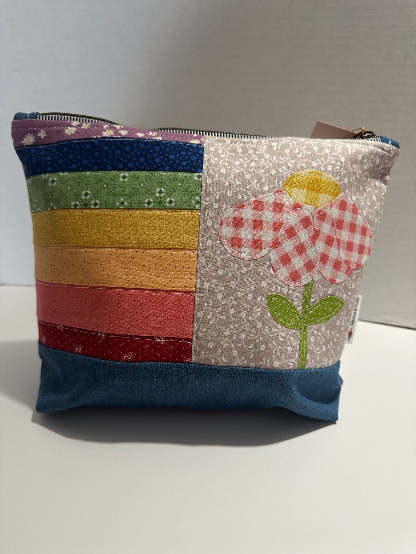 08 - Paisley Pouch | Black Zipper