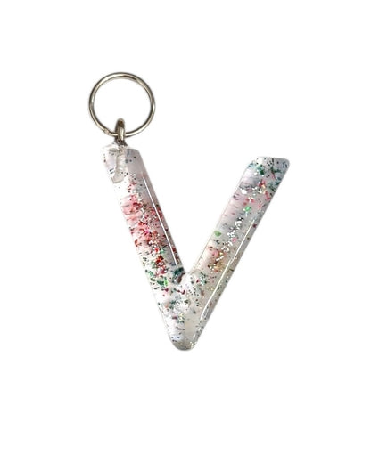 017 - Resin Letter "V" Charms for Keychains