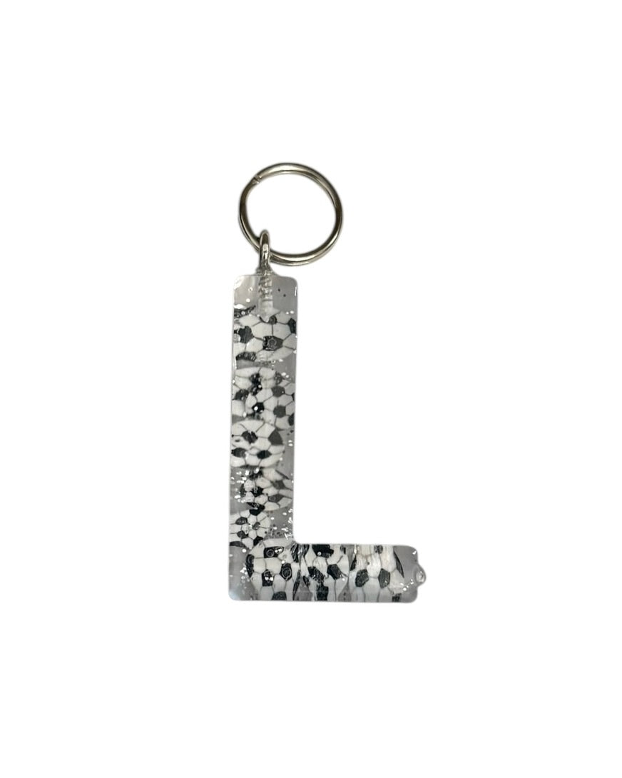 017 - Resin Letter "L" Charms for Keychains