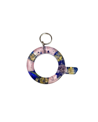 017 - Resin Letter "Q" Charms for Keychains