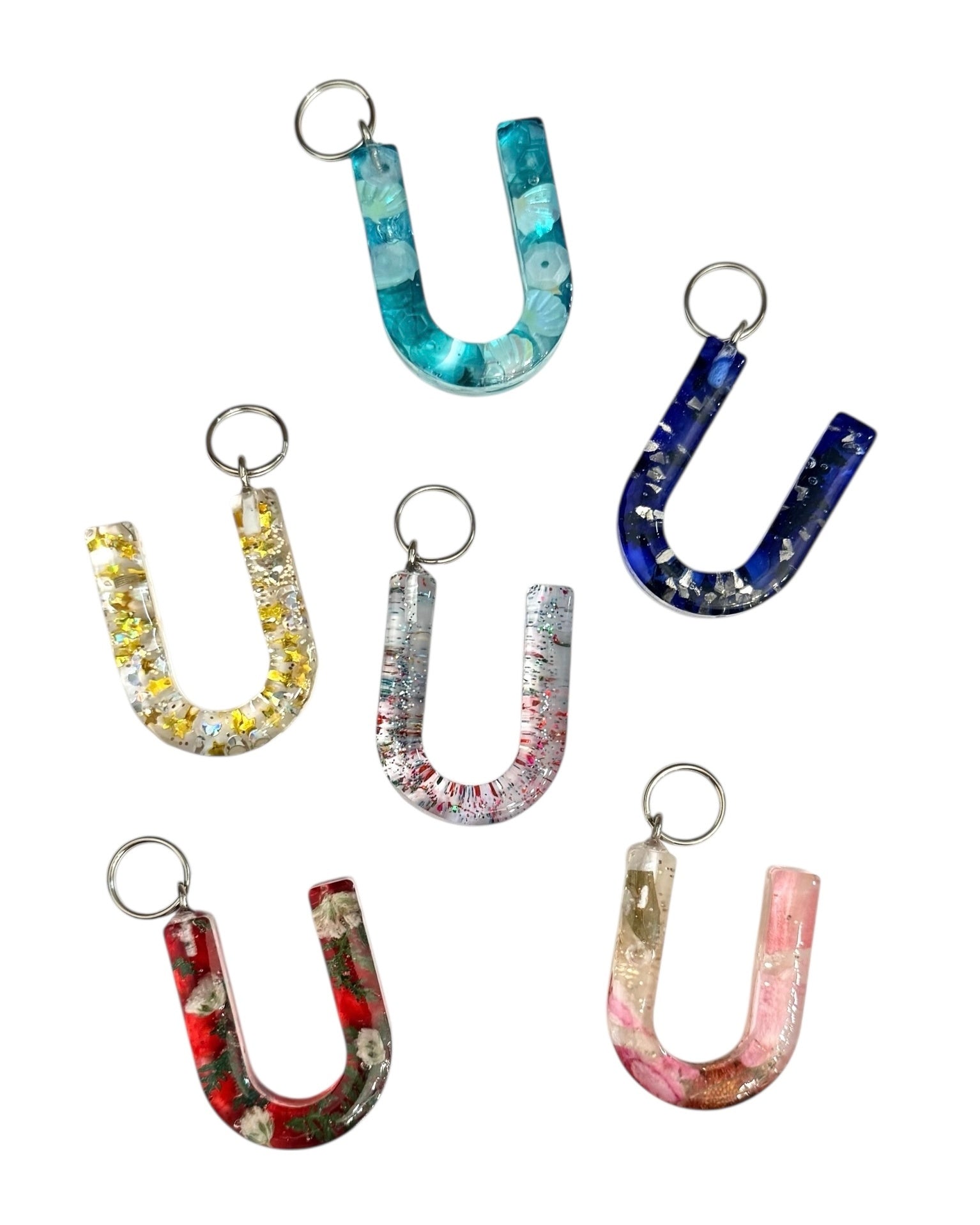 017 - Resin Letter "U" Charms for Keychains